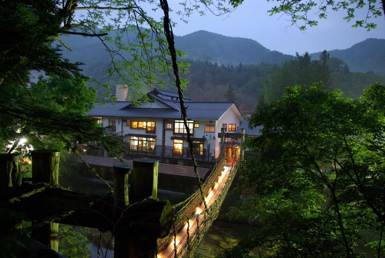 Hotel Honke Bankyu Nikko Exterior foto