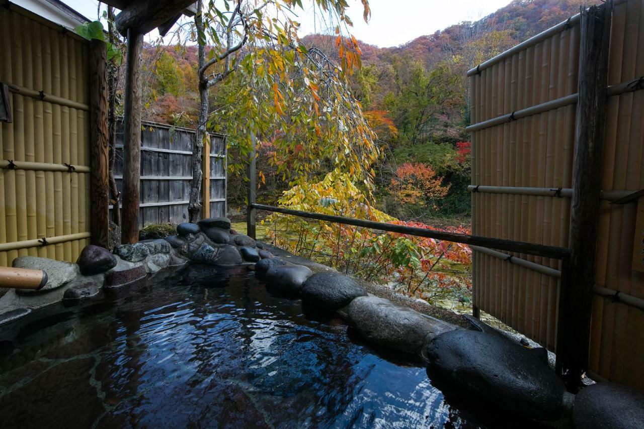 Hotel Honke Bankyu Nikko Exterior foto